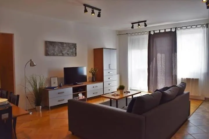 Cosy Apartment In Budapest Downtown With Free Garage Parking