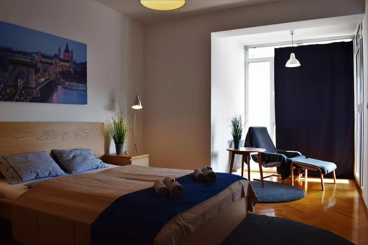 Cosy Apartment In Budapest Downtown With Free Garage Parking